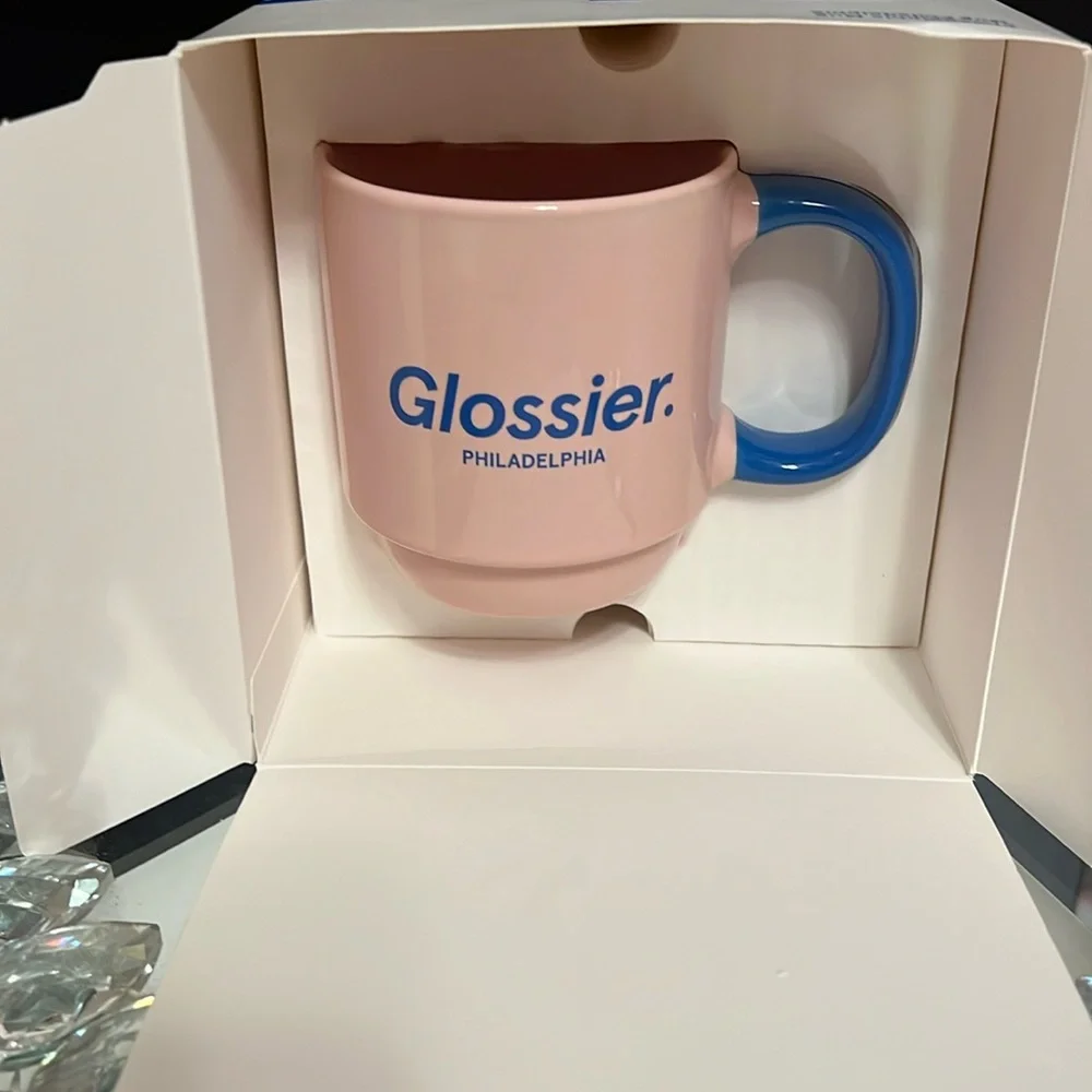 Glossier Philadelphia Exclusive Mug - Picture 1 of 4